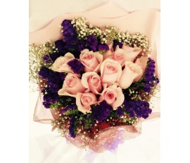 F104 12 PCS LIGHT PINK ROSES WITH PINK WRAPS BOUQUET 